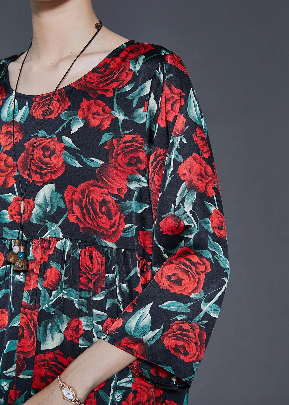 Classic Vintage & Enduringly Stylish Dress
