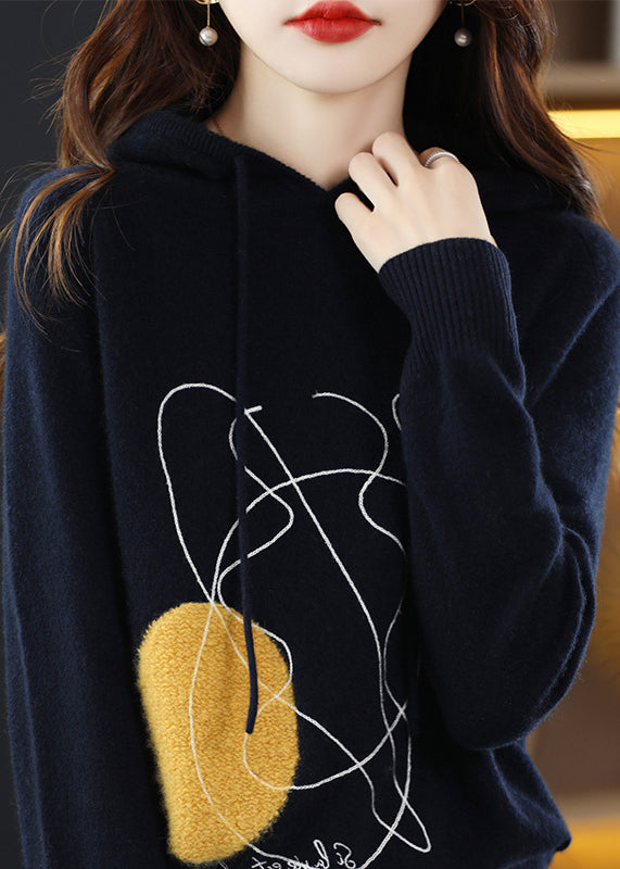 Classic Vintage Sweater with a Flattering Fit