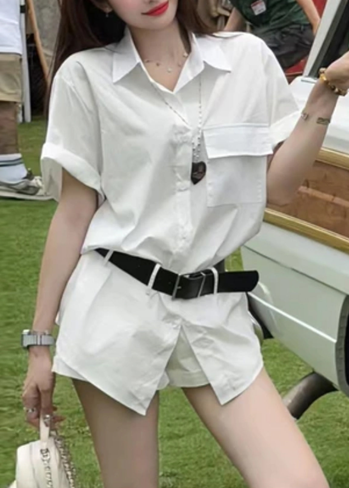 Well Tailored Shirt with a Graceful Silhouette