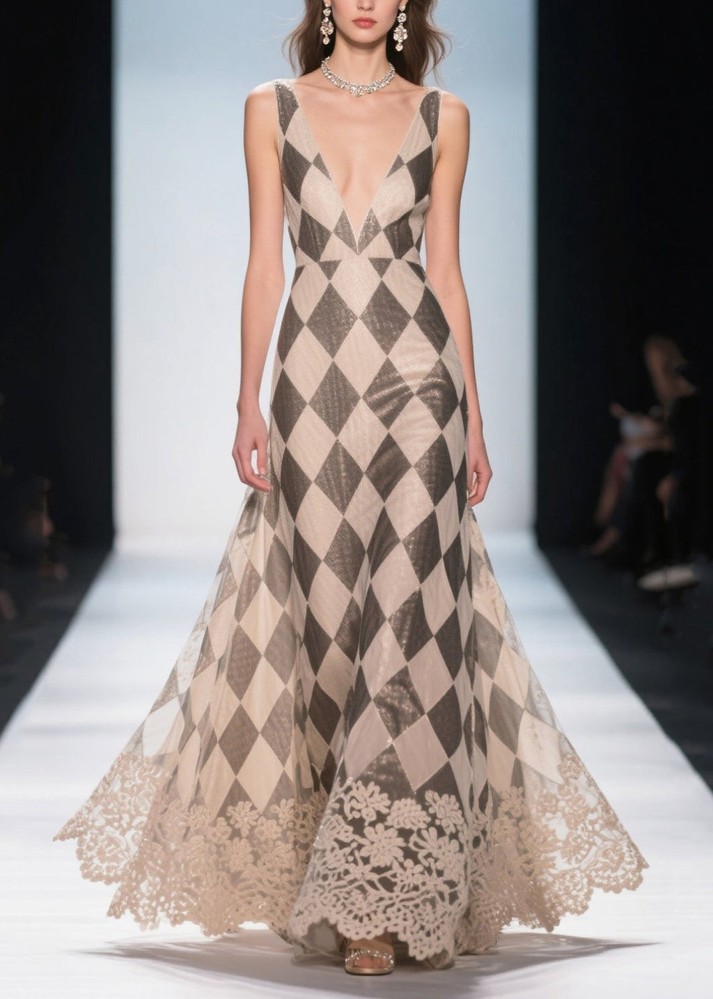 Beautifully Finished Dress in a Timeless Design