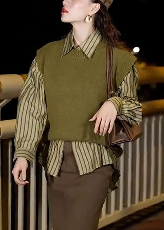 Effortlessly Elegant Coat with a Timeless Design