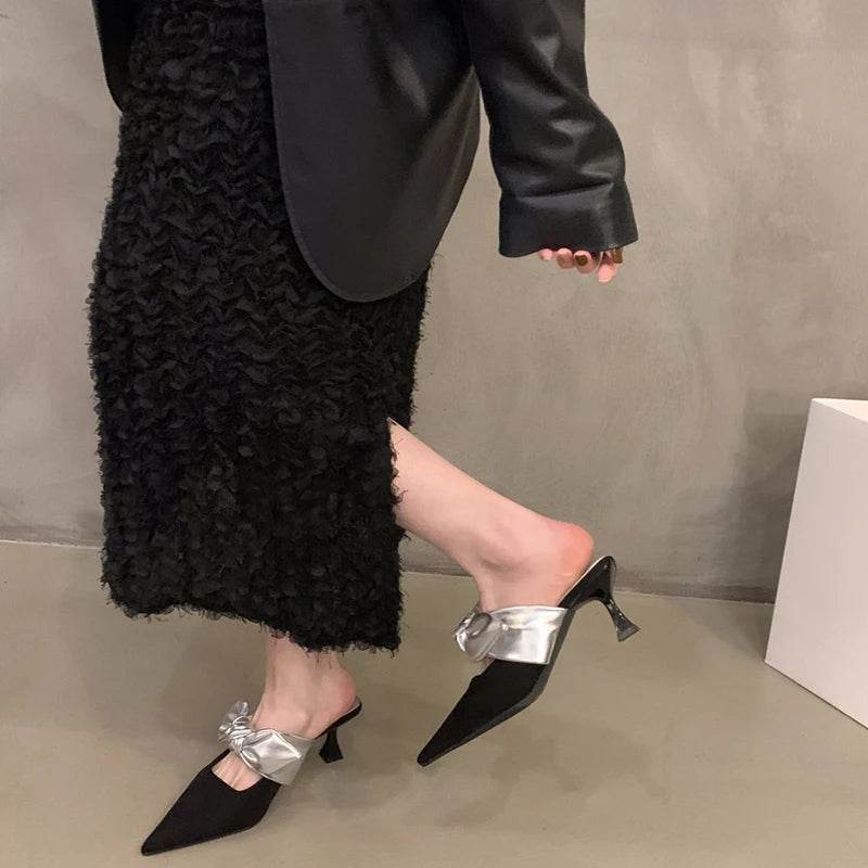 Chic Orthopedic Mules with Unique Design