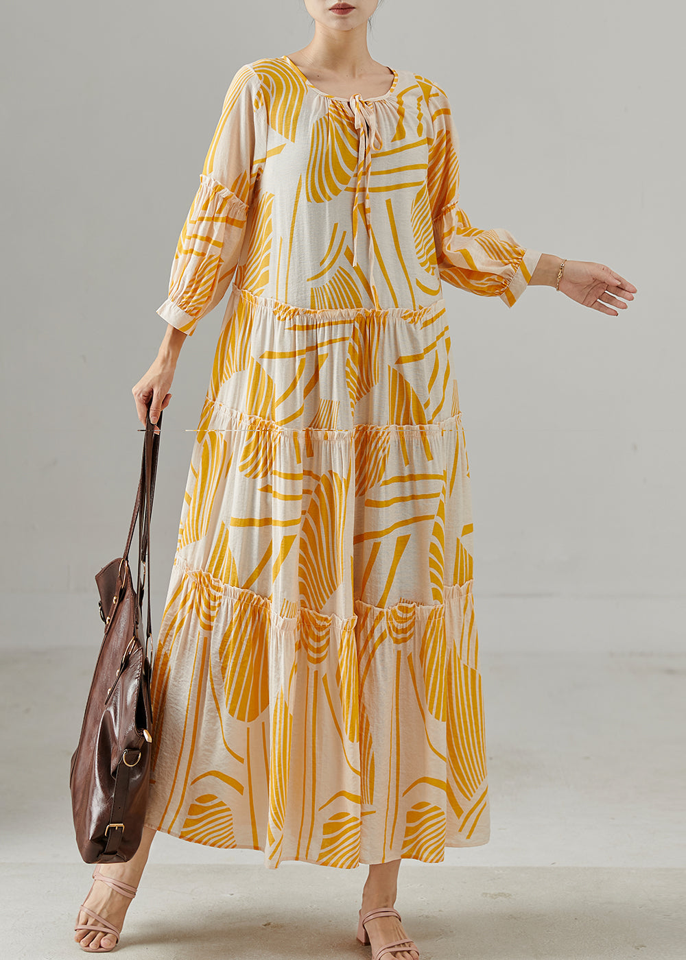 Gracefully Styled Dress for Any Occasion