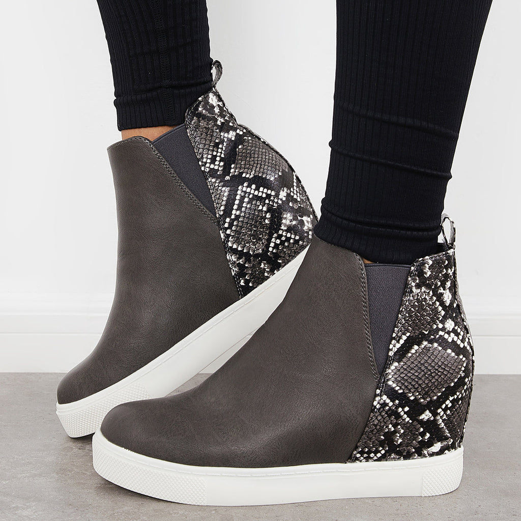 Chic Orthopedic Sneakers with Unique Design