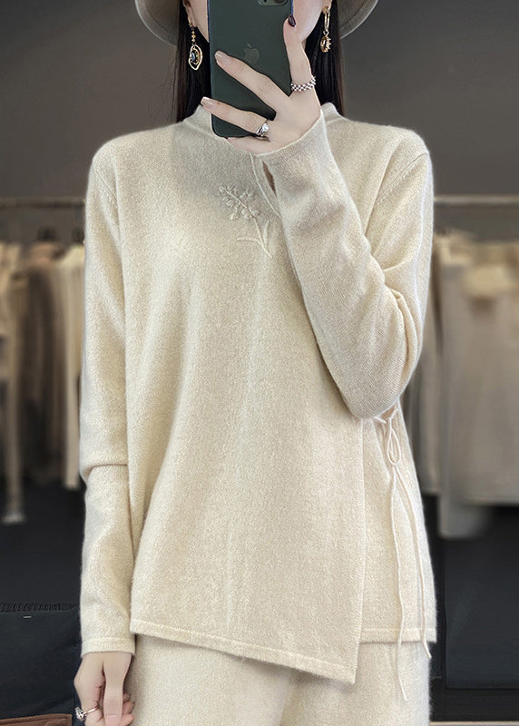 Classic Vintage Top with a Flattering Fit