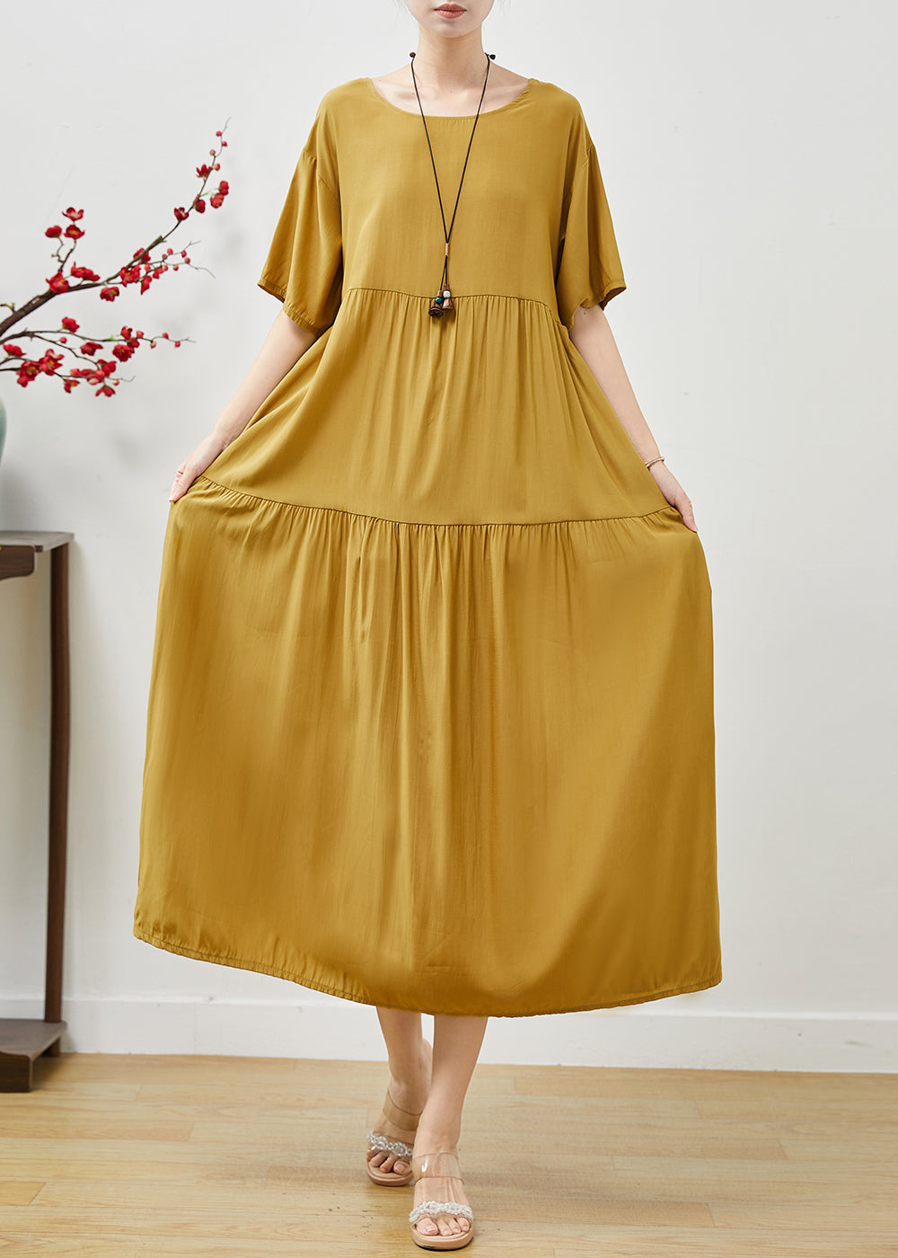 Sophisticated Dress with a Clean Classic Look