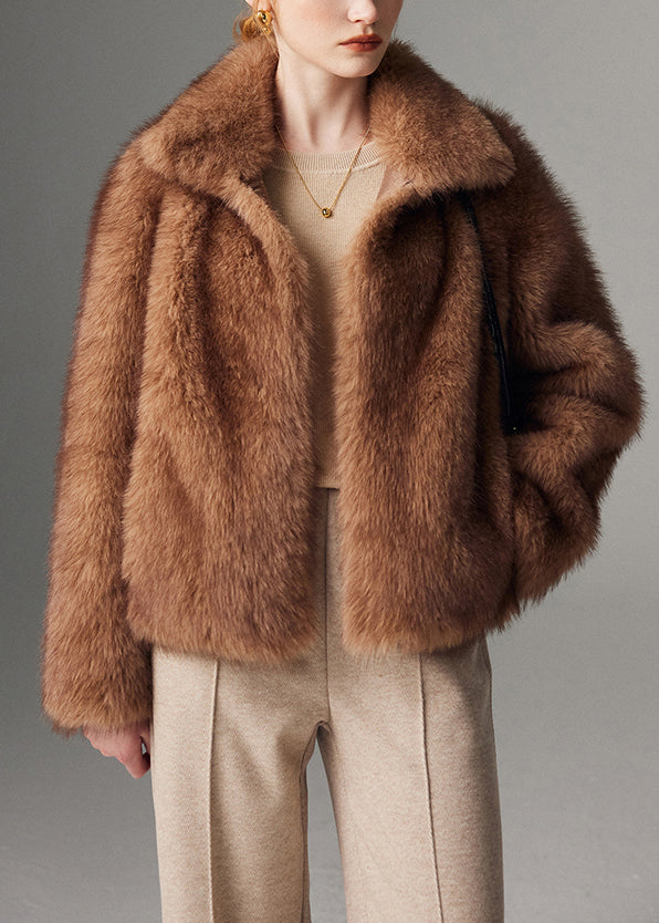 Effortlessly Elegant Jacket with a Timeless Design