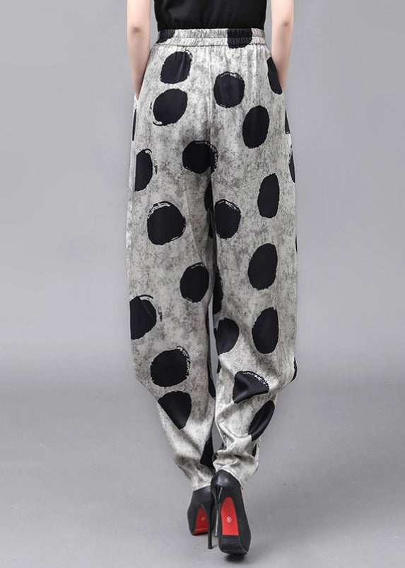 Well Tailored Pants with a Graceful Silhouette