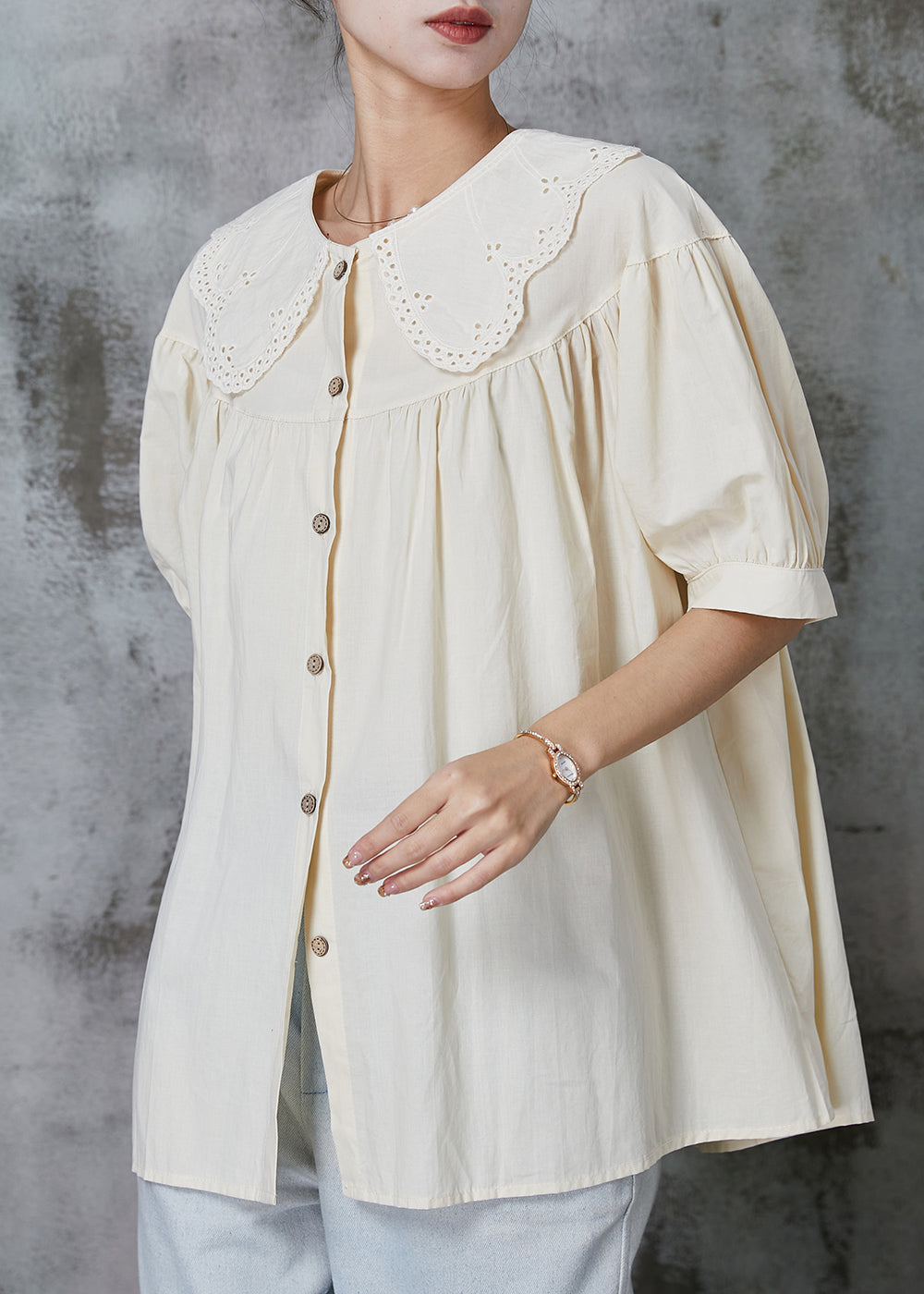 Elegantly Styled Blouse for Everyday Wear