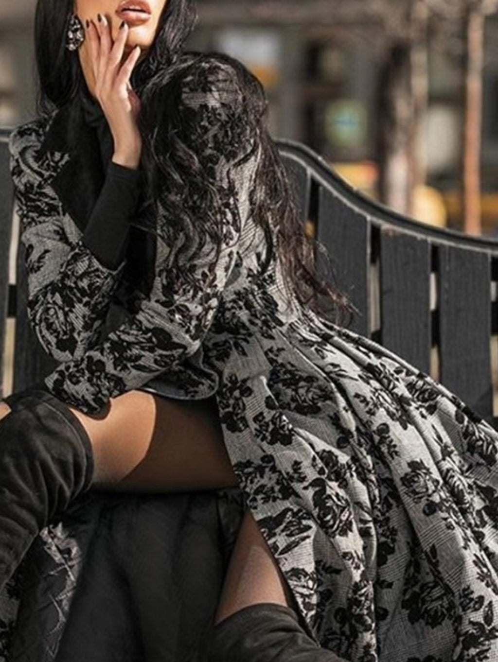 Sophisticated Dress with a Clean Classic Look