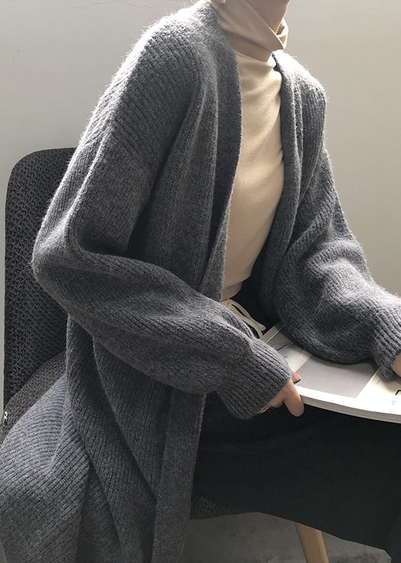 Classic Vintage Cardigan with a Flattering Fit