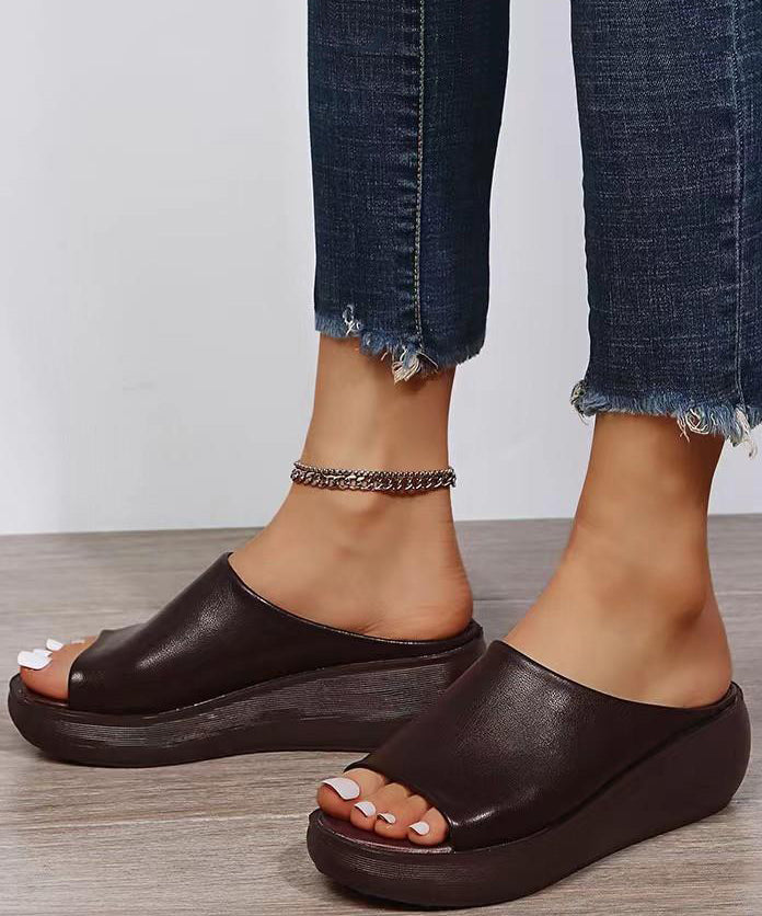Chic Orthopedic Sandals with Unique Design