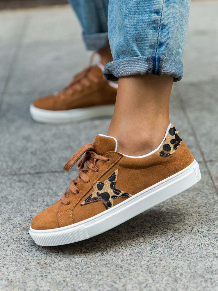 Graceful Orthopedic Shoes for Modern Look