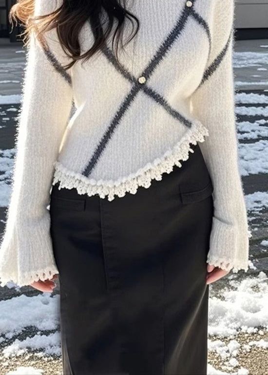 Beautifully Finished Sweater in a Timeless Design