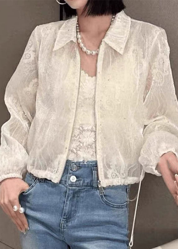 Effortlessly Elegant Coat with a Timeless Design