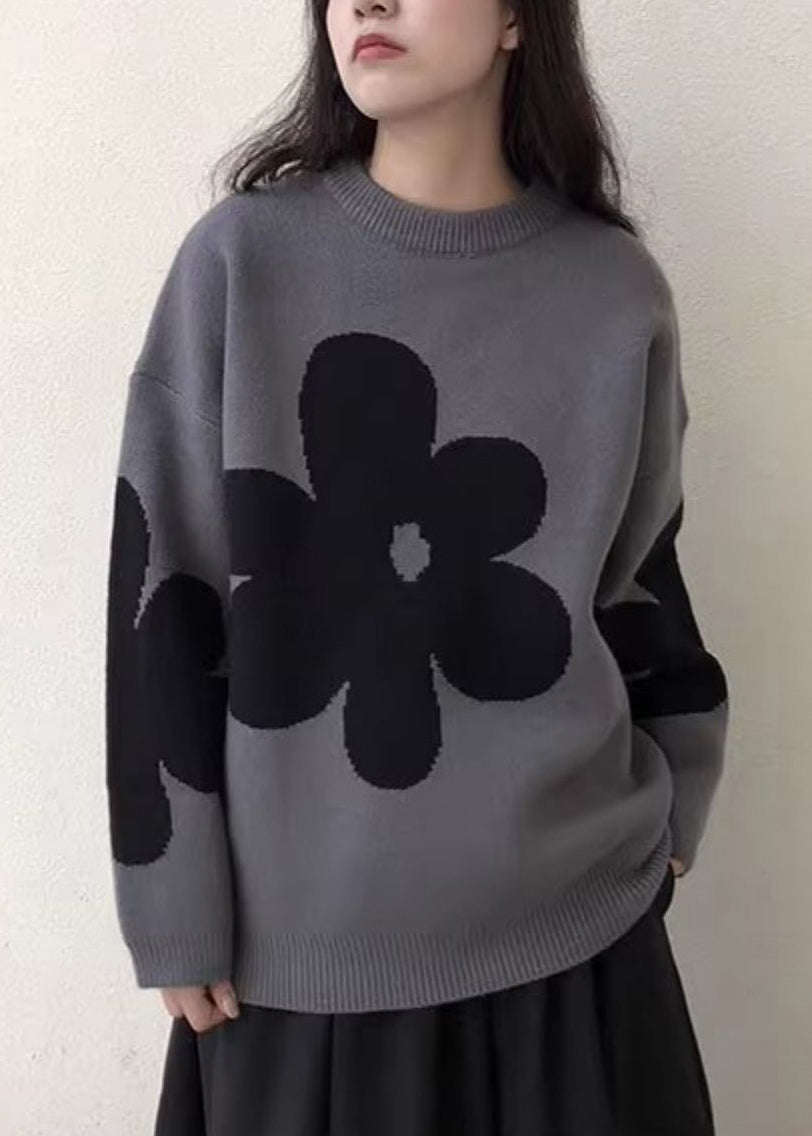 Gracefully Styled Sweater for Any Occasion