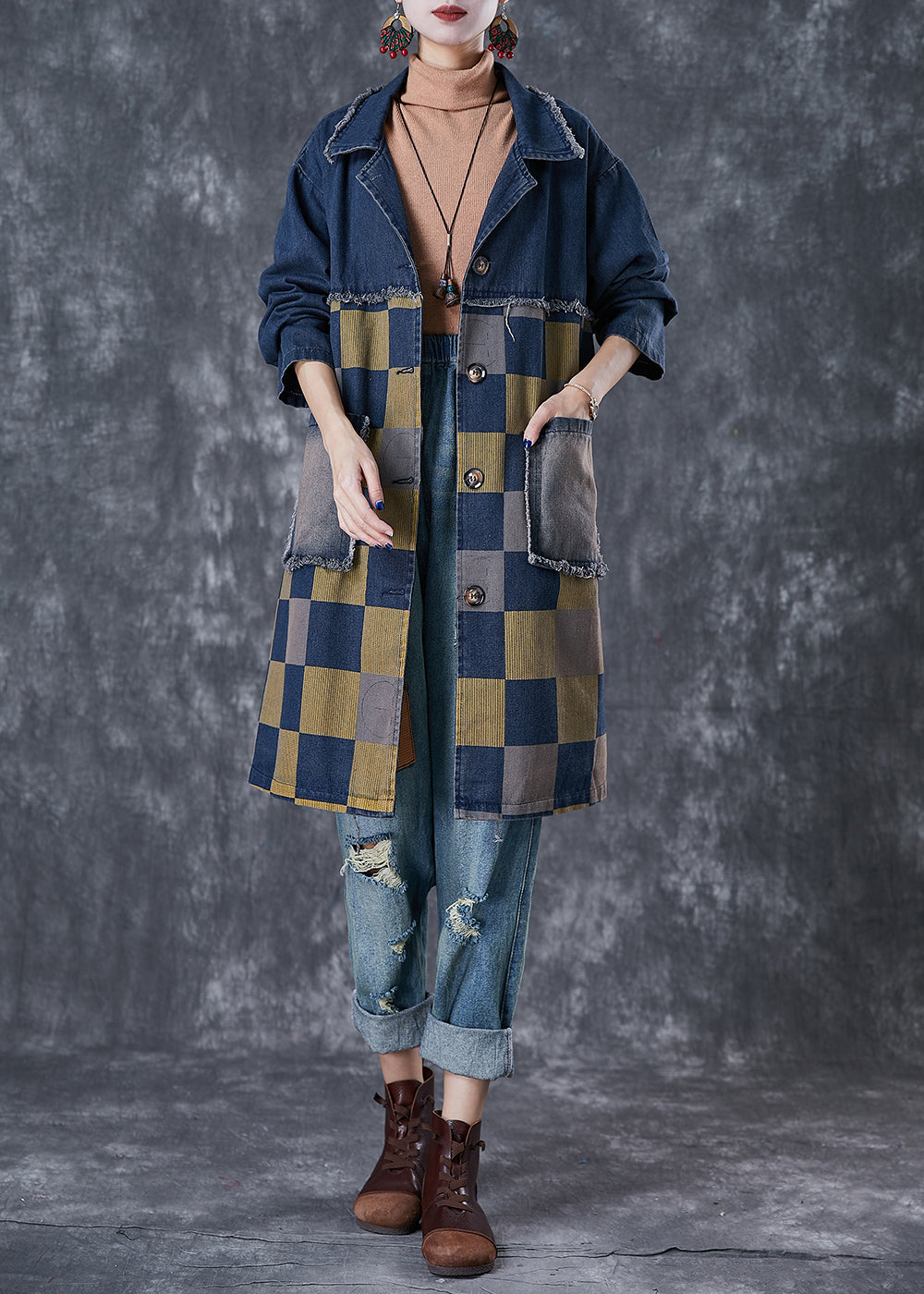 Elegantly Styled Coat for Everyday Wear
