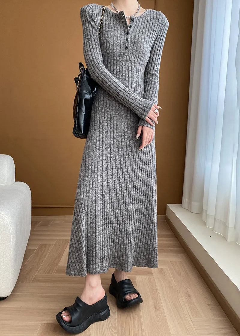Effortlessly Elegant Sweater with a Timeless Design