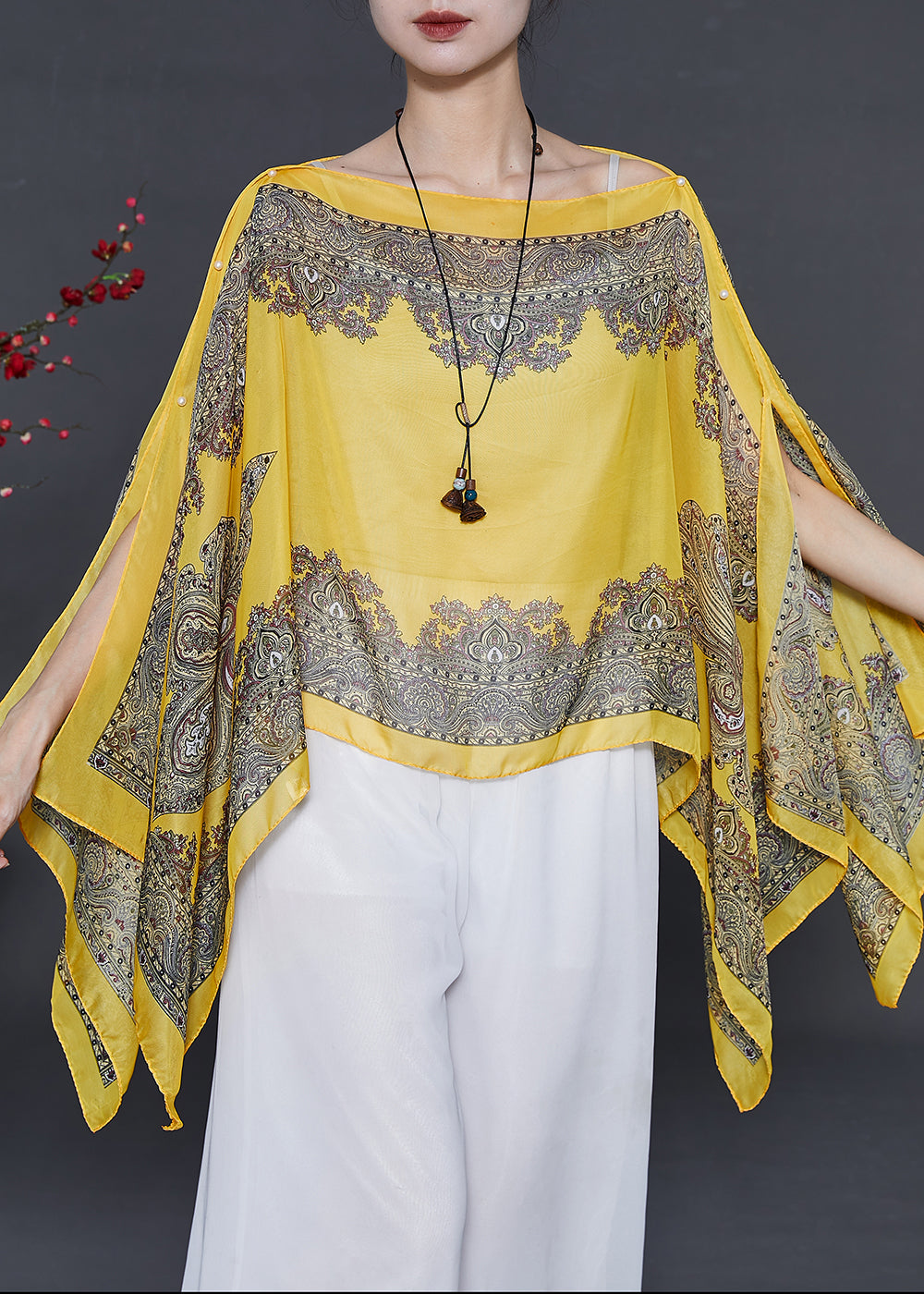 Beautifully Finished Top in a Timeless Design