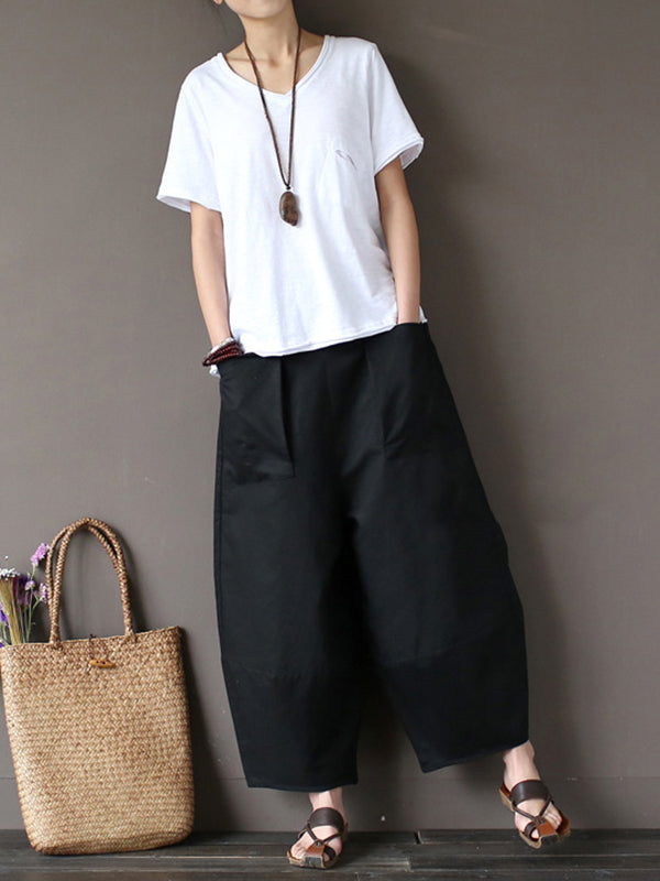 Effortlessly Elegant Pants with a Timeless Design