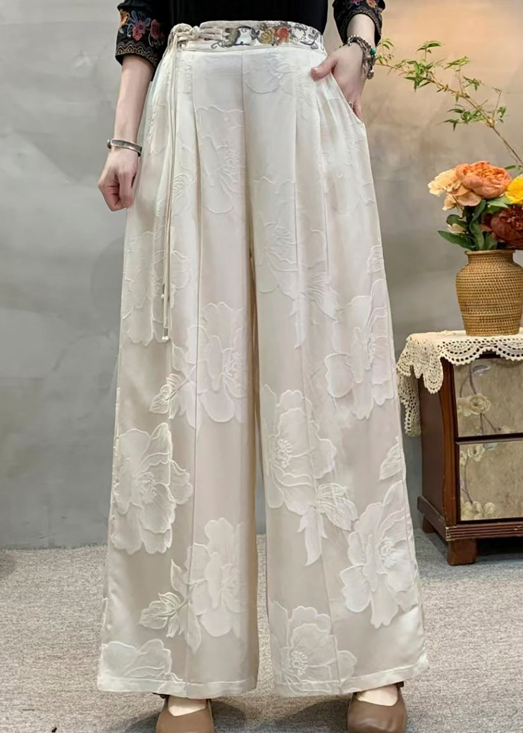 Sophisticated Pants with a Clean Classic Look