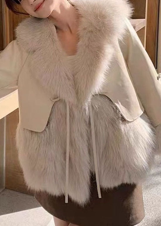 Elegantly Styled Jacket for Everyday Wear