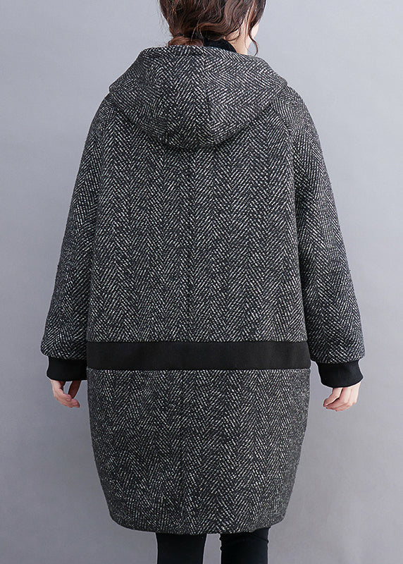 Gracefully Styled Coat for Any Occasion