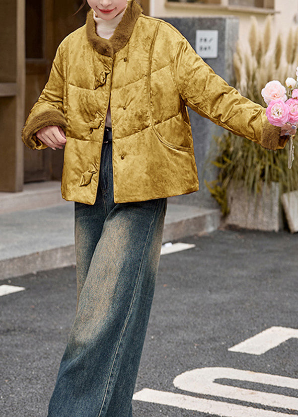 A Vintage Style Coat with Delicate Timeless Details