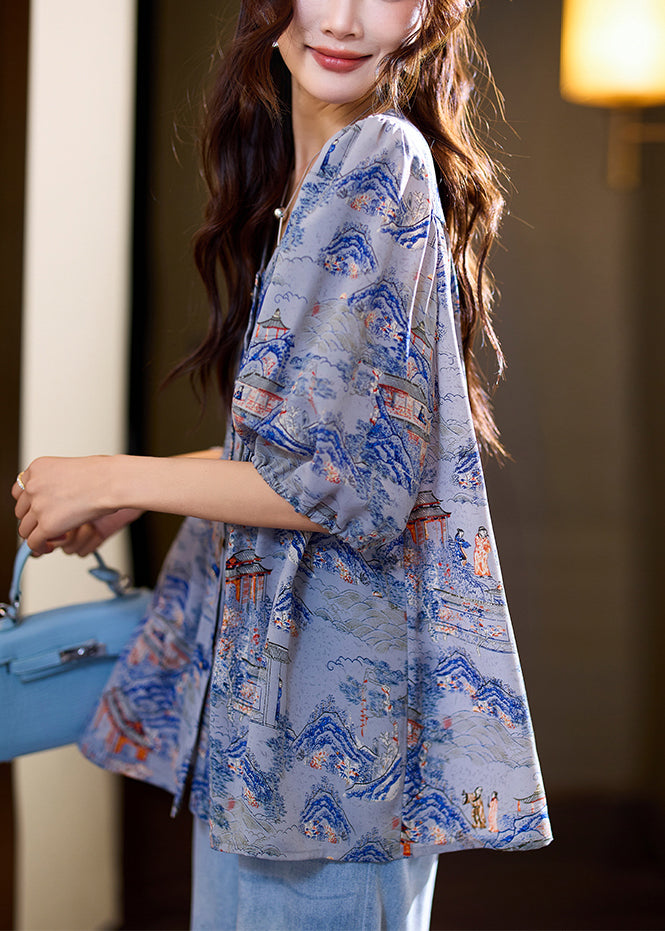 Beautifully Finished Blouse in a Timeless Design