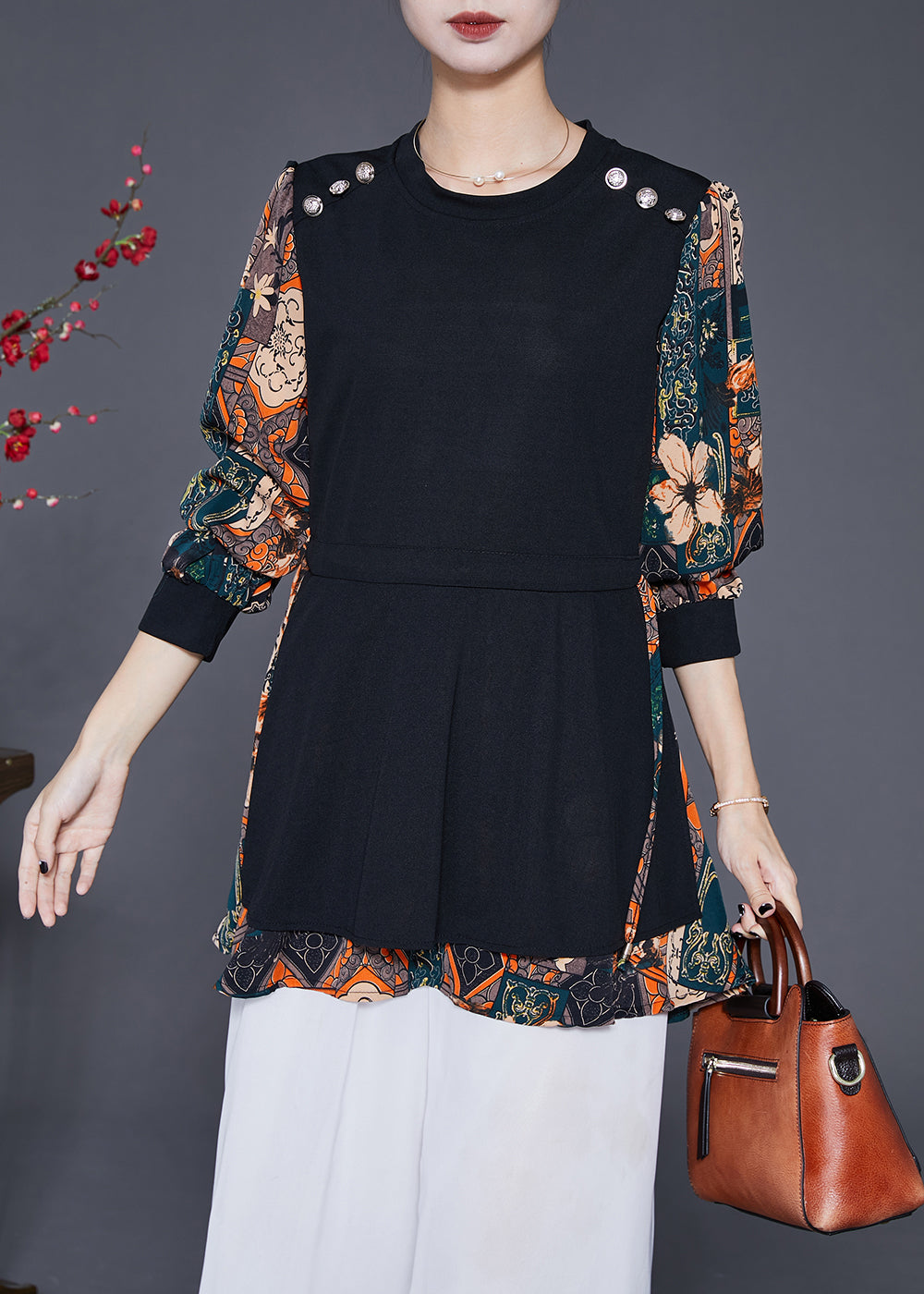 Effortlessly Elegant Shirt with a Timeless Design