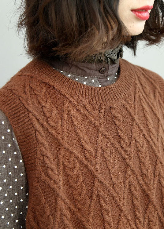 Well Tailored Garment with a Graceful Silhouette