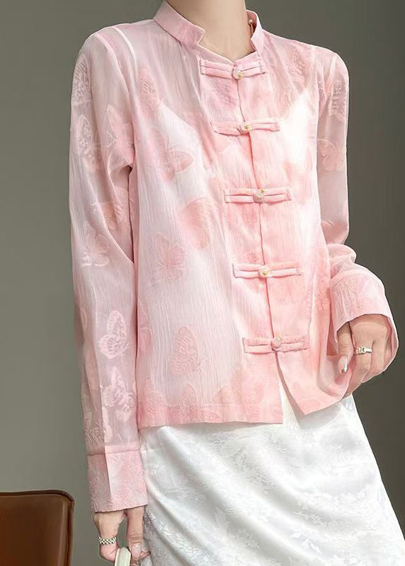 Sophisticated Blouse with a Clean Classic Look
