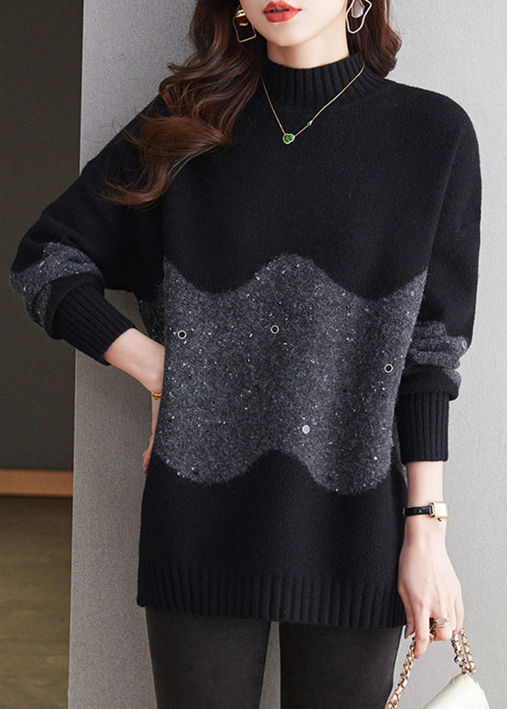 Well Tailored Sweater with a Graceful Silhouette