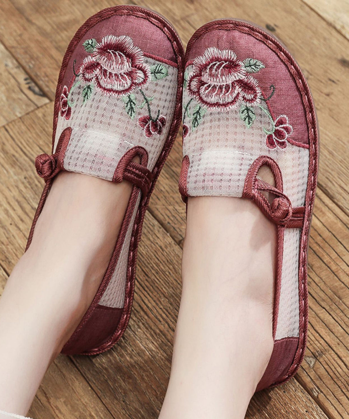 Graceful Orthopedic Flats for Modern Look