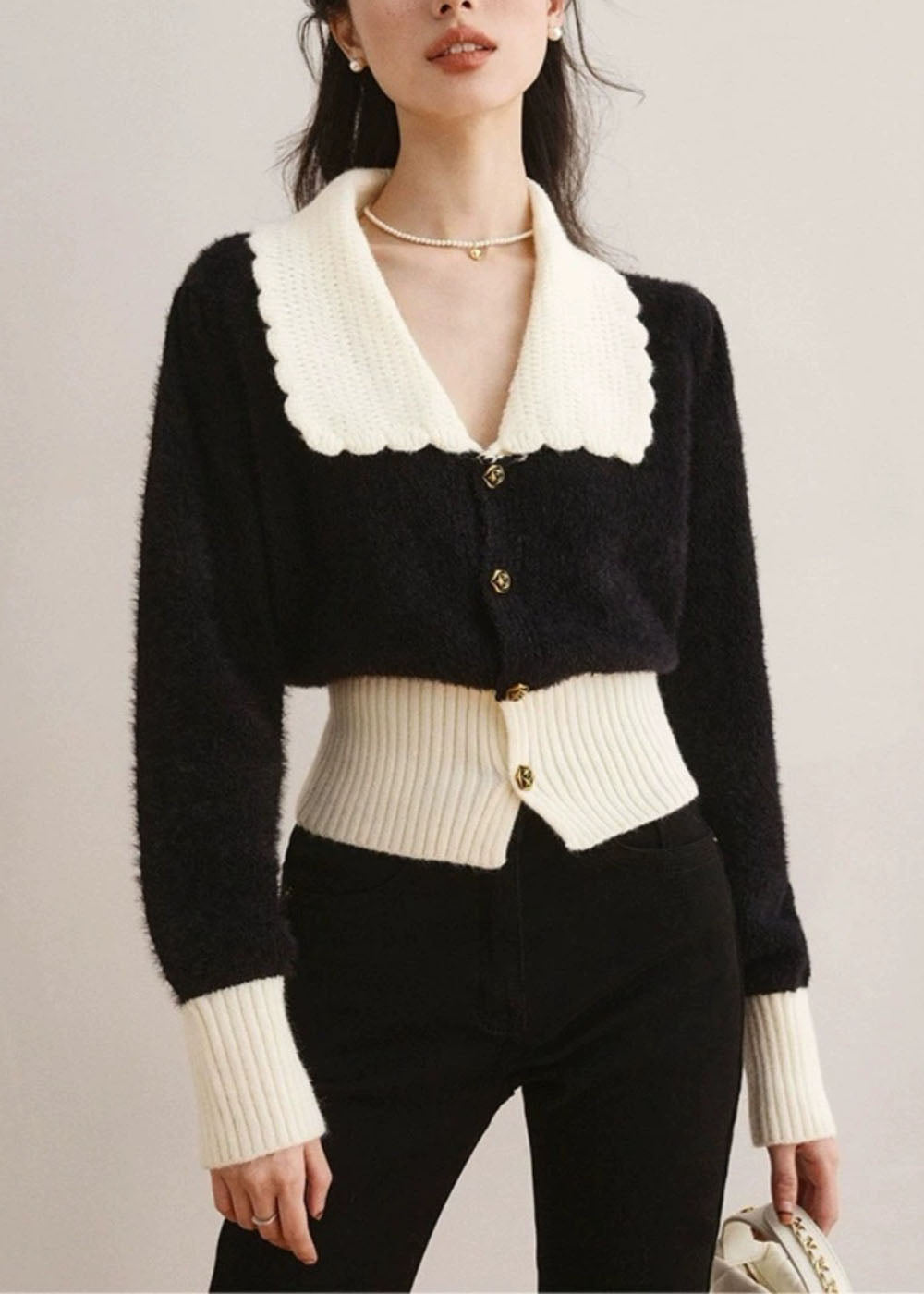 Beautifully Crafted Cardigan in a Classic Style