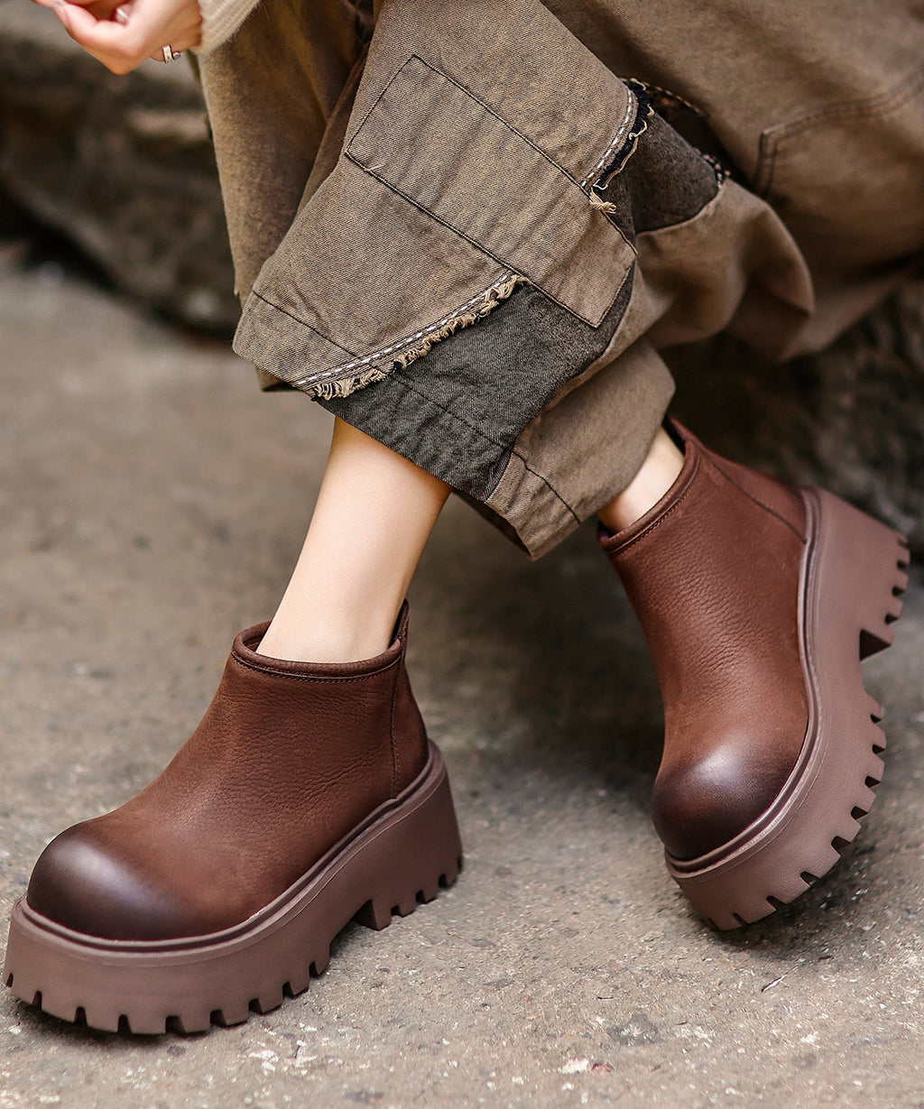Graceful Orthopedic Boots for Modern Look