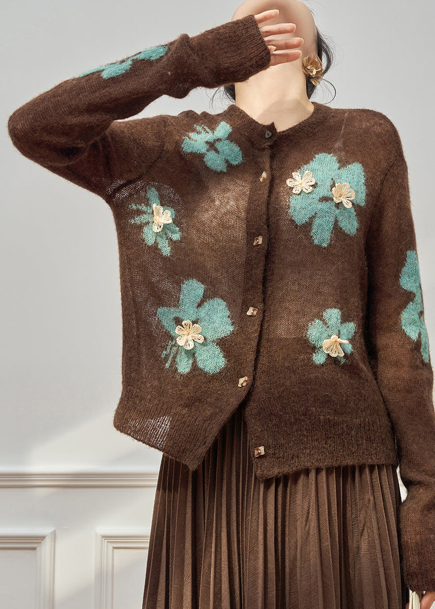 Polished Cardigan with an Effortless Classic Look