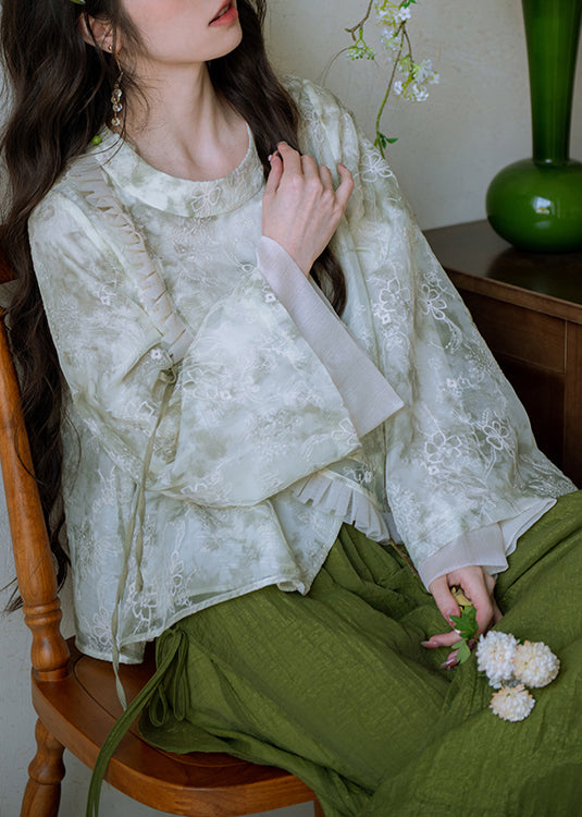 Beautifully Finished Blouse in a Timeless Design
