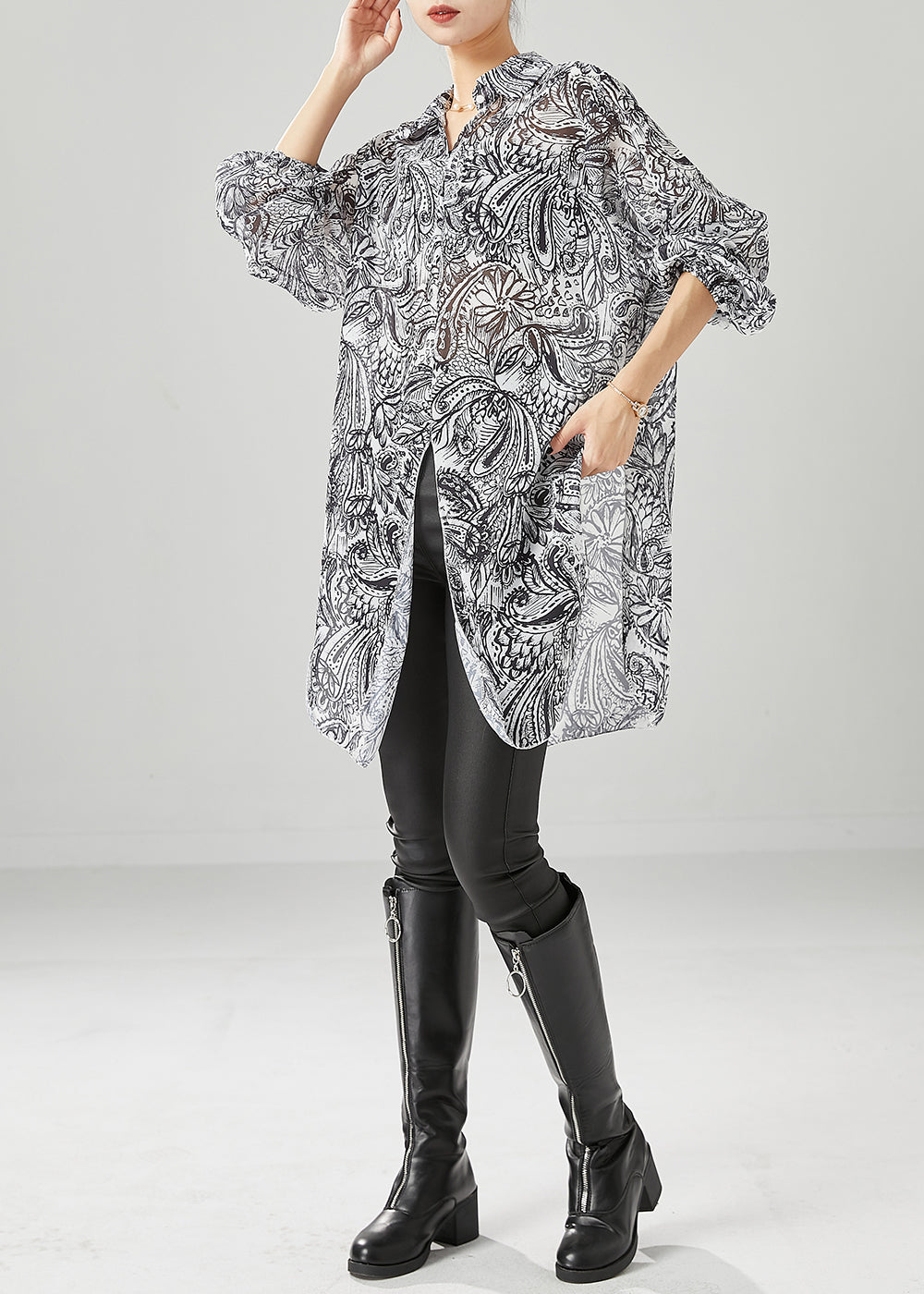 Well Tailored Shirt with a Graceful Silhouette