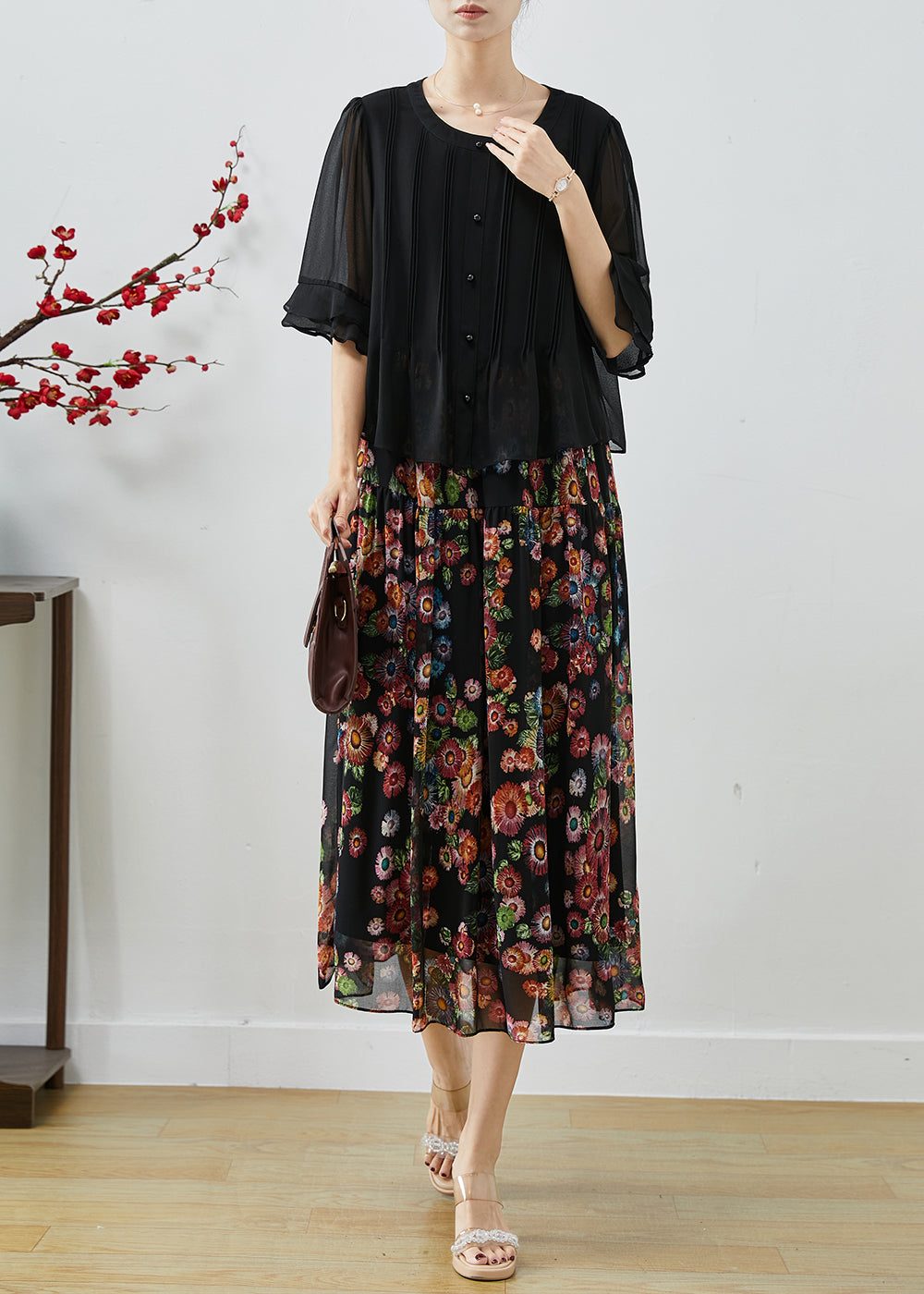 Gracefully Styled Dress for Any Occasion