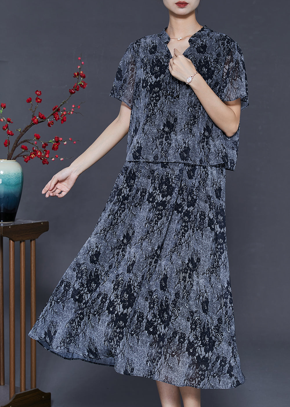 Beautifully Crafted Dress in a Classic Style