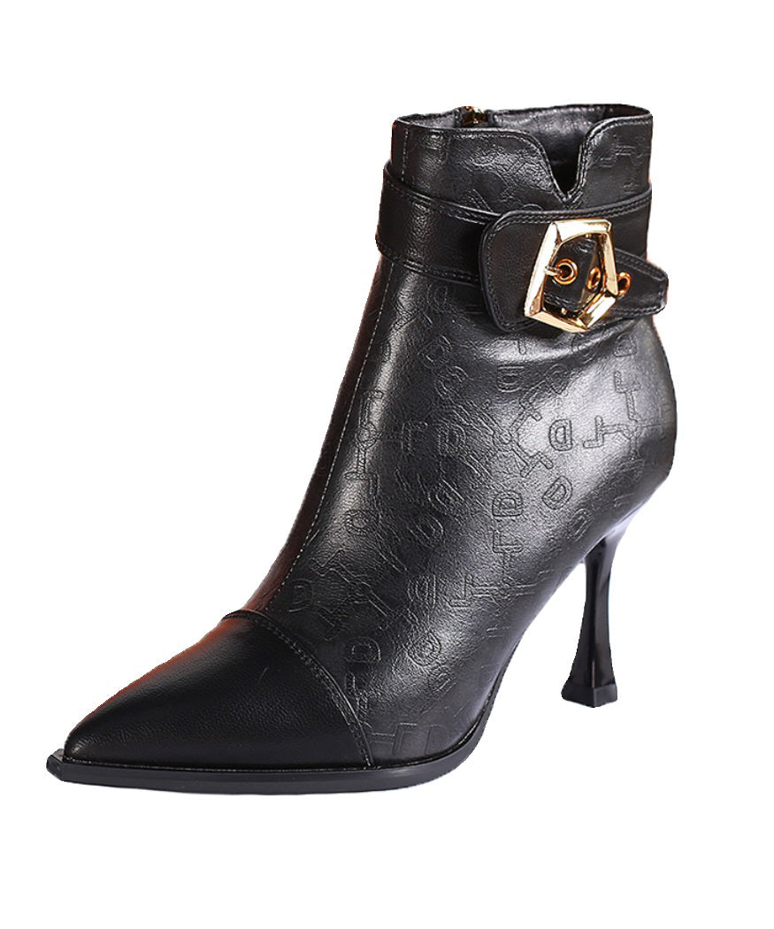 Graceful Orthopedic Boots for Modern Look