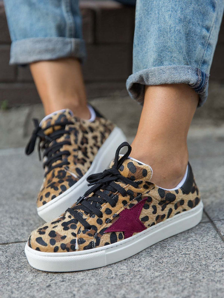 Graceful Orthopedic Shoes for Modern Look