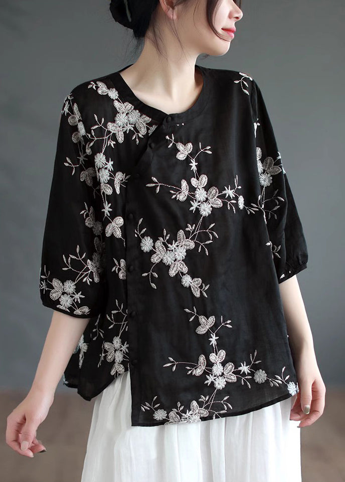 Well Tailored Shirt with a Graceful Silhouette