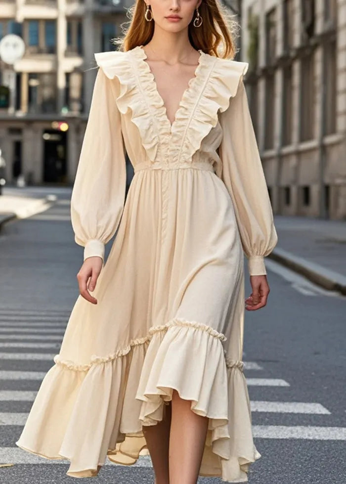 Beautifully Finished Dress in a Timeless Design