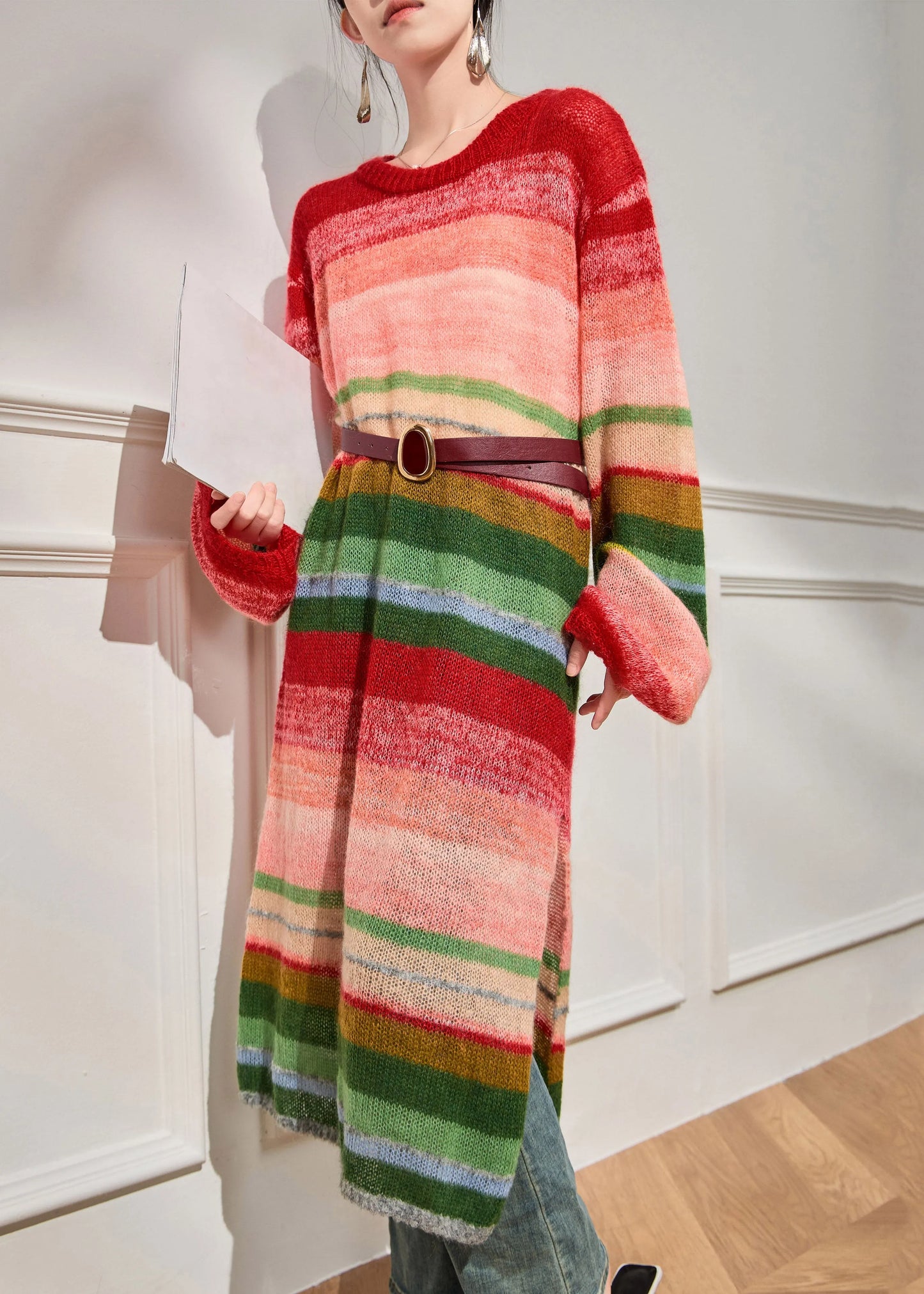 Classic Vintage Dress with a Flattering Fit