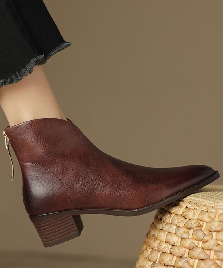Graceful Orthopedic Boots for Modern Look