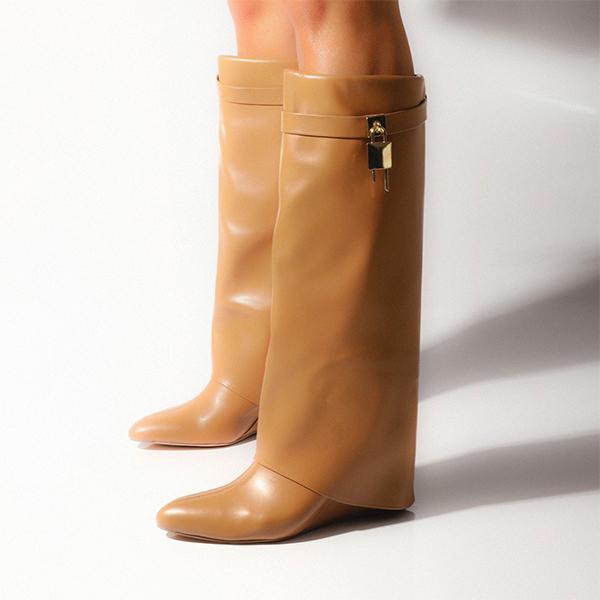 Graceful Orthopedic Boots for Modern Look