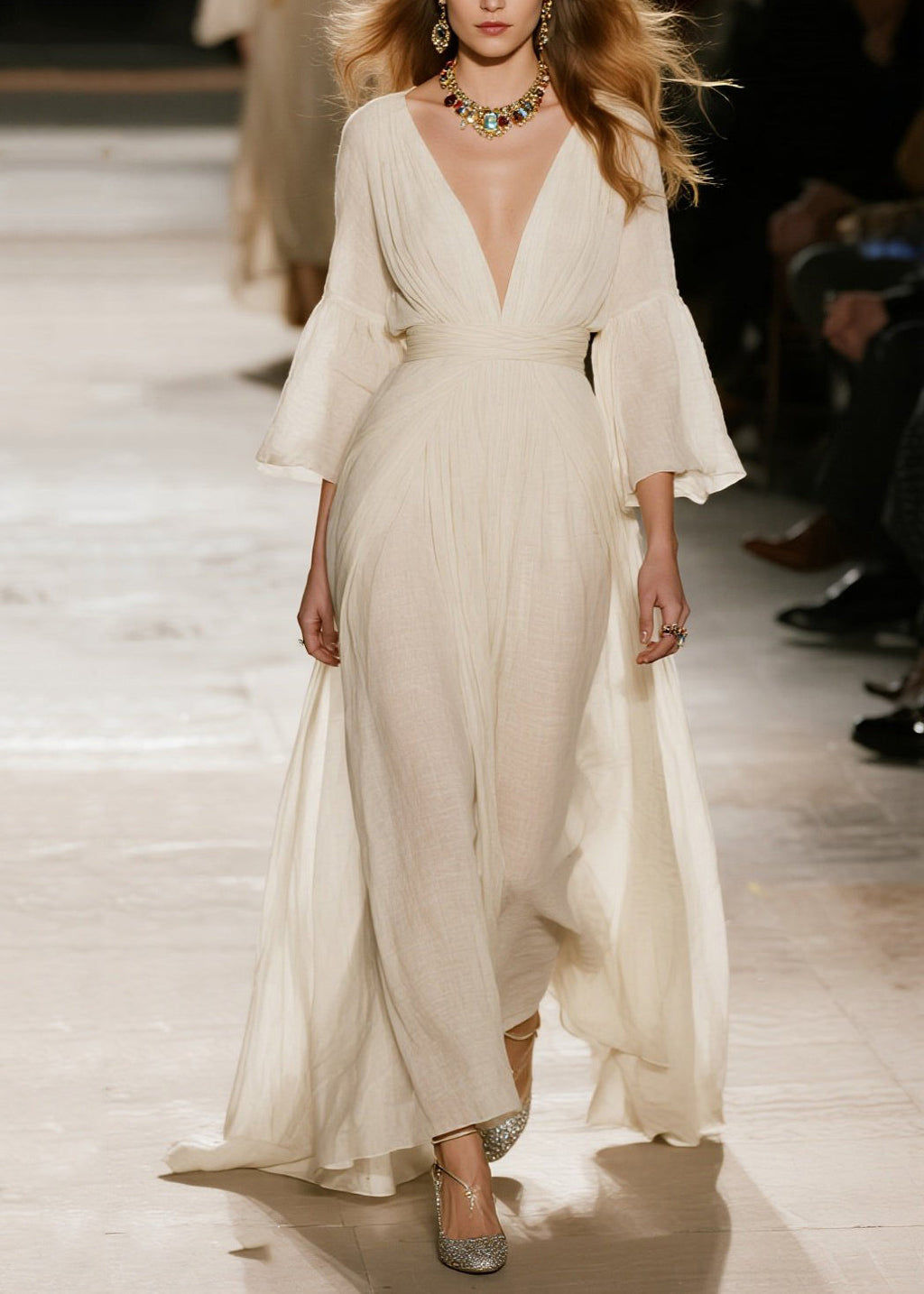 Beautifully Crafted Dress in a Classic Style