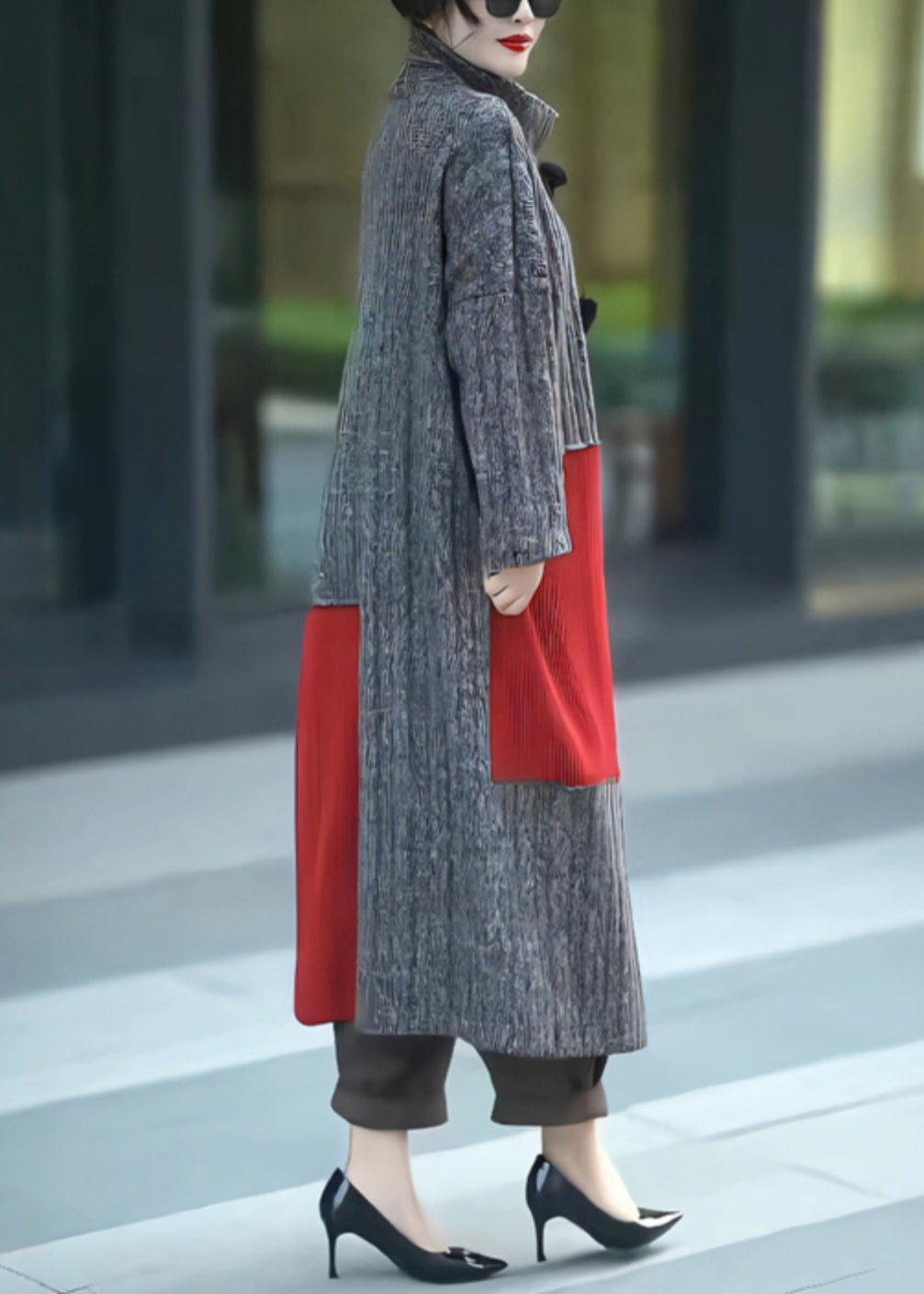 Effortlessly Elegant Coat with a Timeless Design